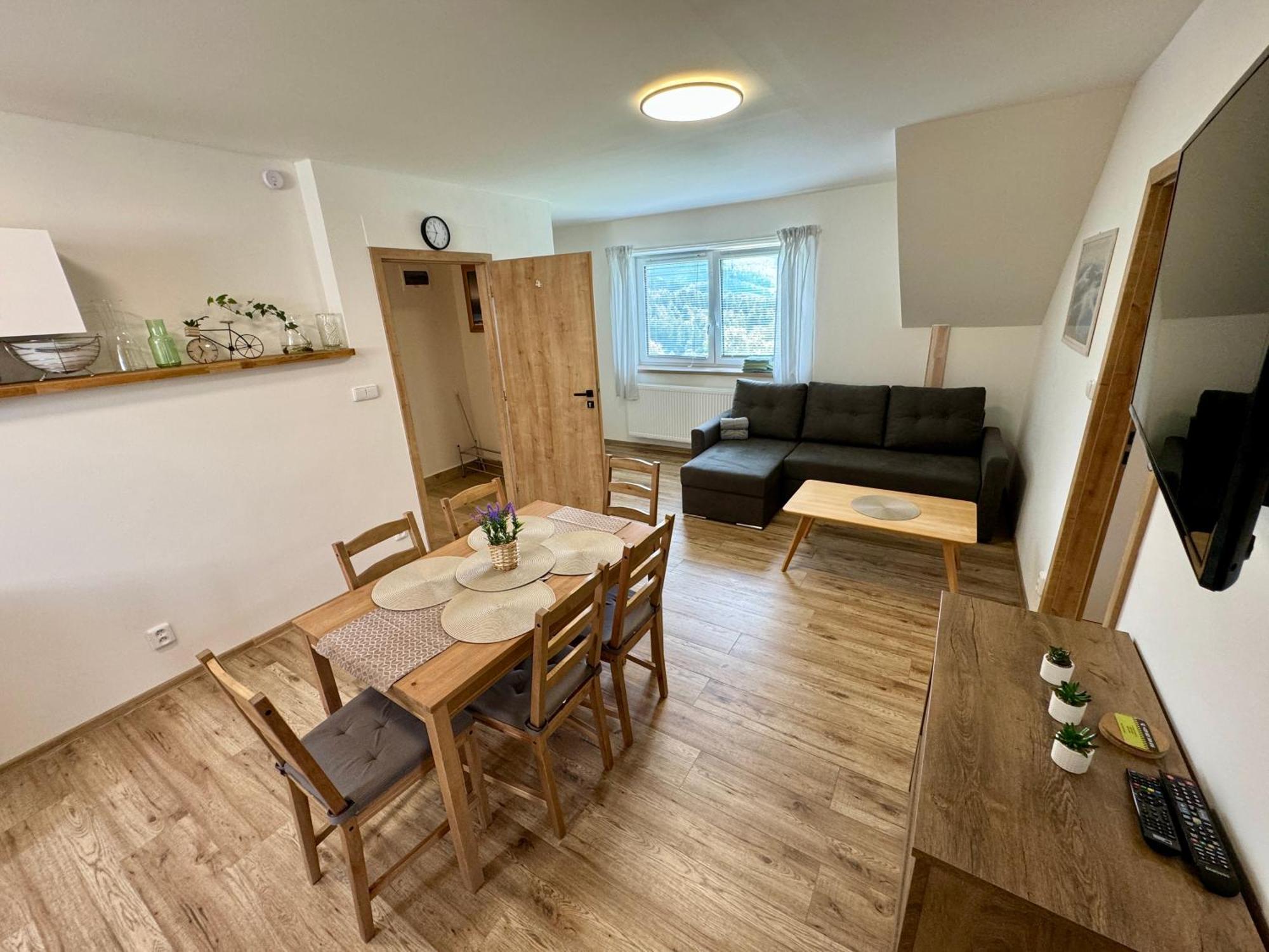 Apartmany Na Kopci Jeseník エクステリア 写真